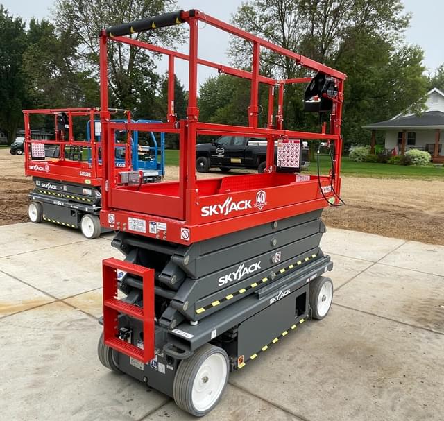 Image of Sky Jack SJ3226E equipment image 4