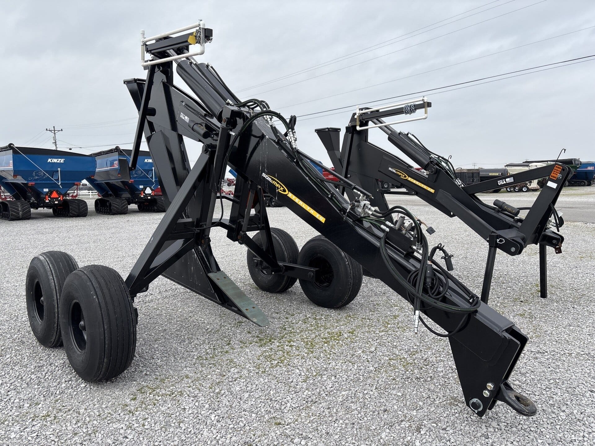 2025 Soil-Max Gold Digger Stealth ZD Equipment Image0