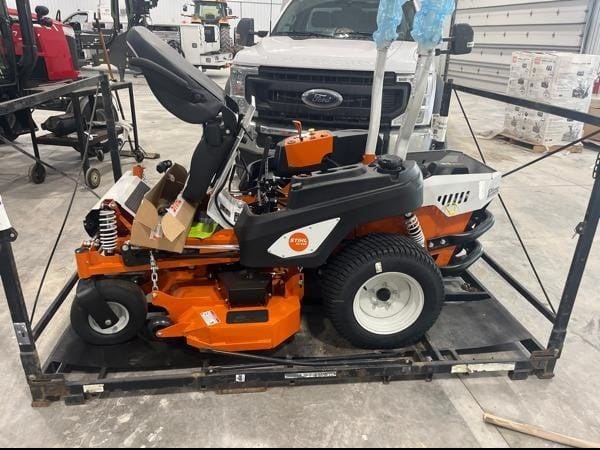 2025 Stihl RZ 552 Equipment Image0
