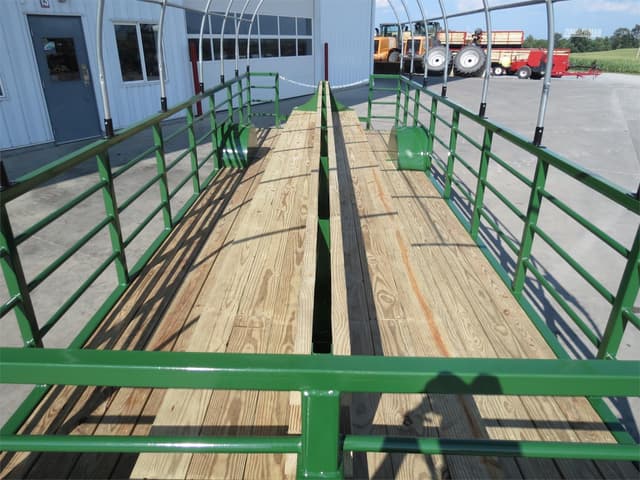 Image of Stoltzfus 8.5x24 equipment image 3