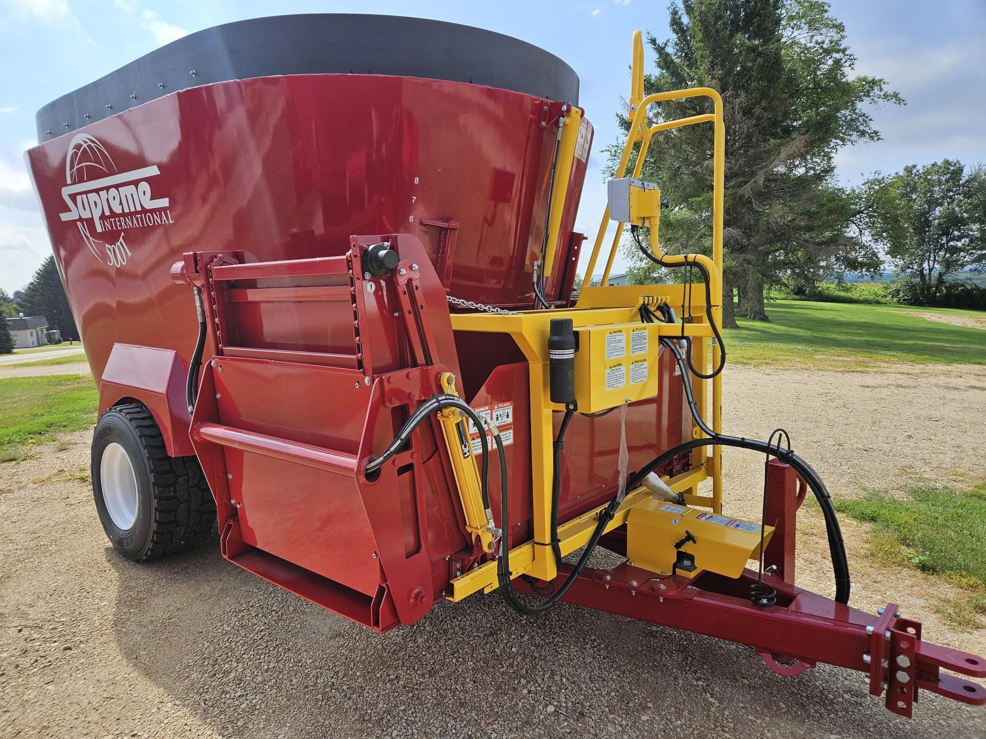 2025 Supreme 500T Equipment Image0