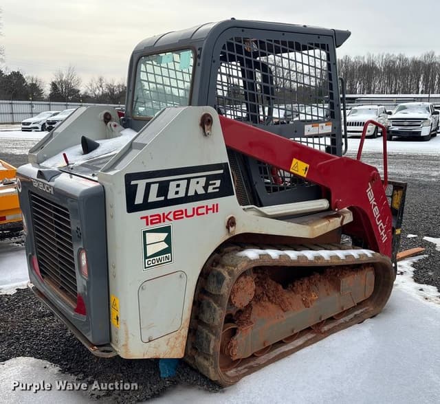 Image of Takeuchi TL8R2 equipment image 4