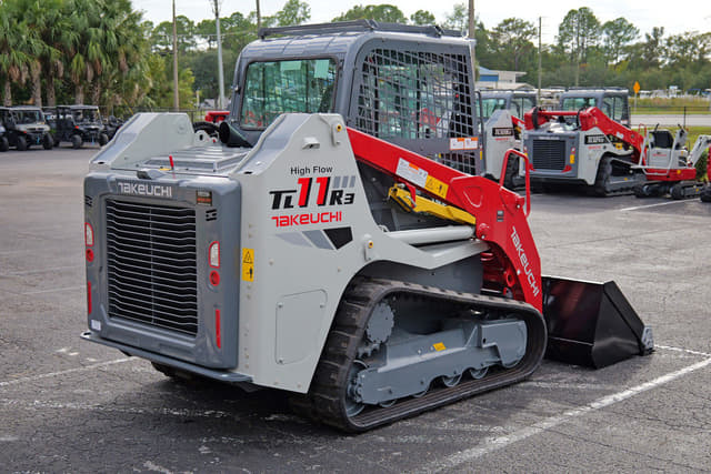 Image of Takeuchi TL11R3 equipment image 3