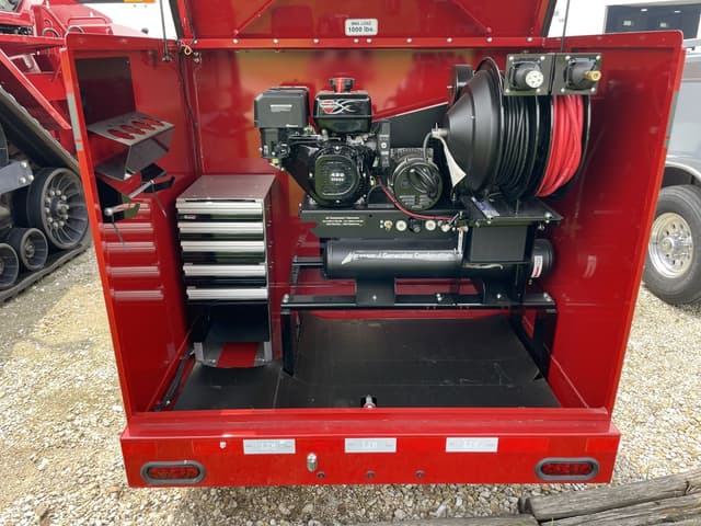 Image of Thunder Creek FST990 equipment image 3