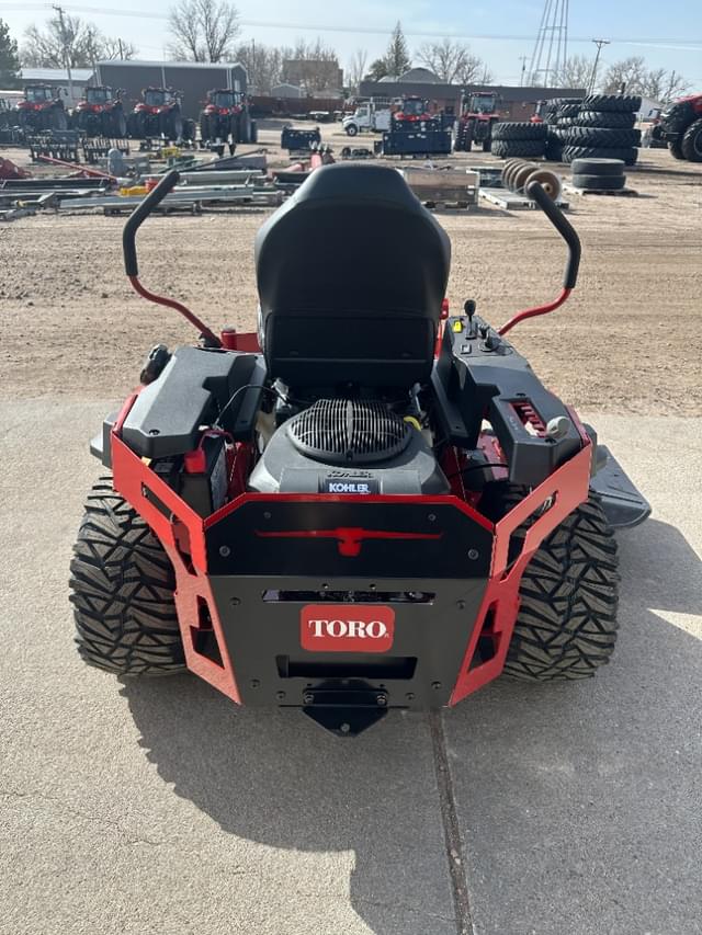Image of Toro Titan equipment image 3