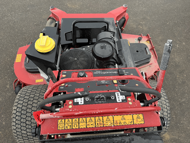 Image of Toro Grandstand HDX equipment image 4