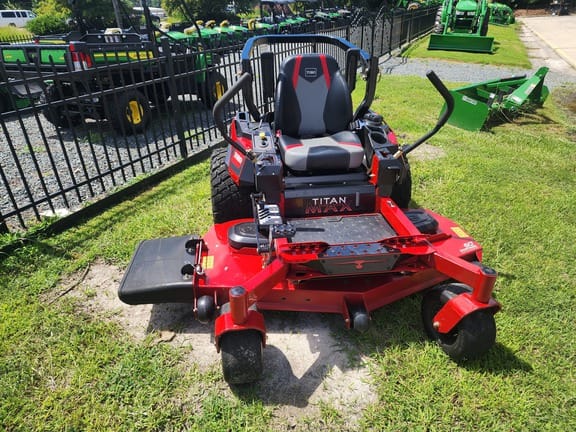 2025 Toro 76601 Equipment Image0