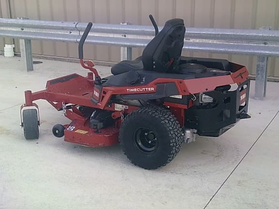 Image of Toro Timecutter Max equipment image 4