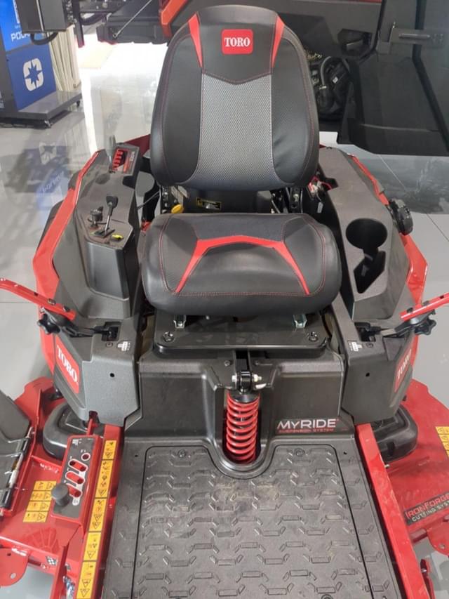 Image of Toro Timecutter Max equipment image 4