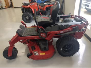 Main image Toro Titan