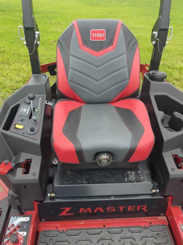 Image of Toro Z Master 2000 equipment image 3