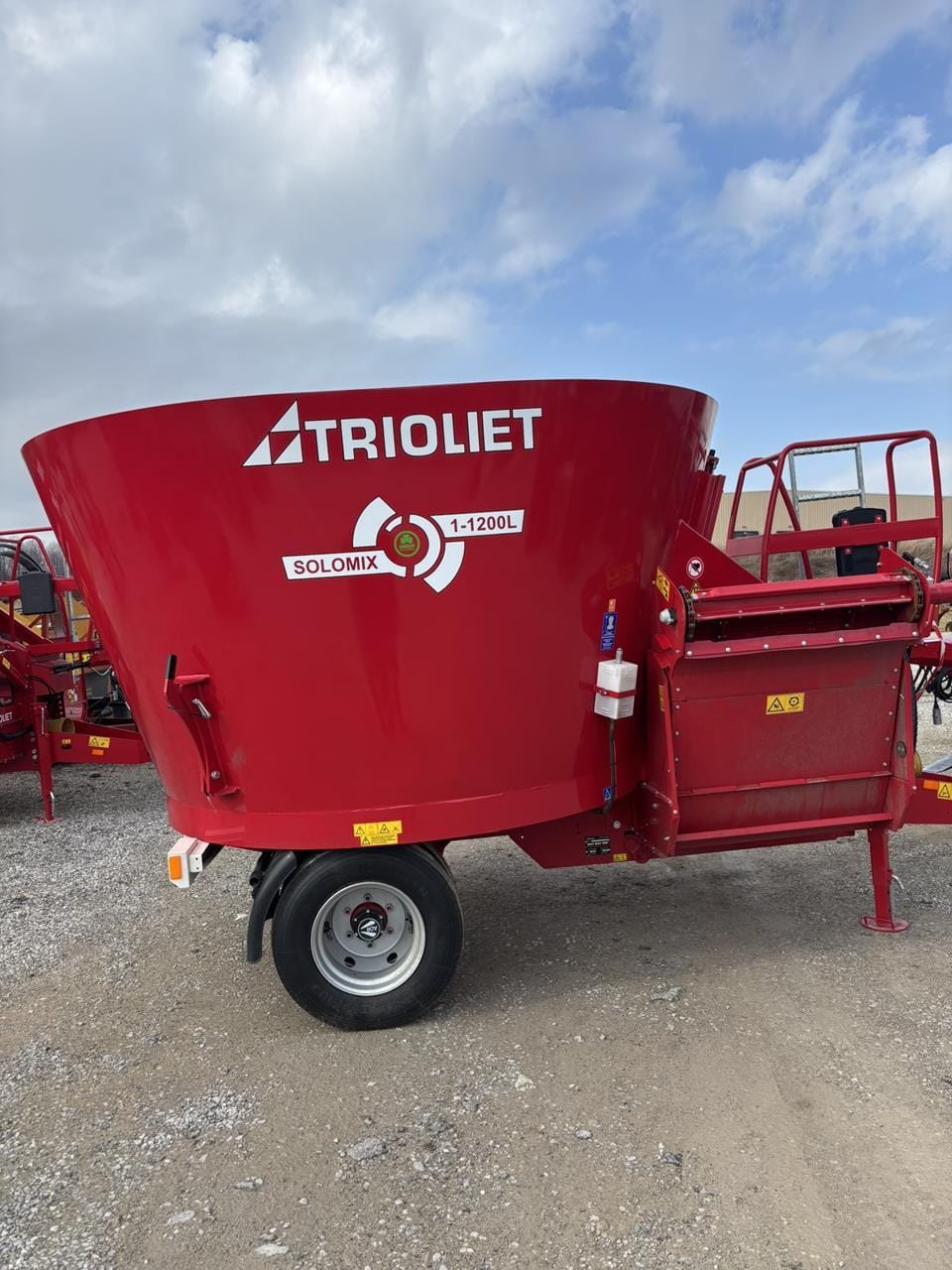 2025 Trioliet 1-1200L Equipment Image0