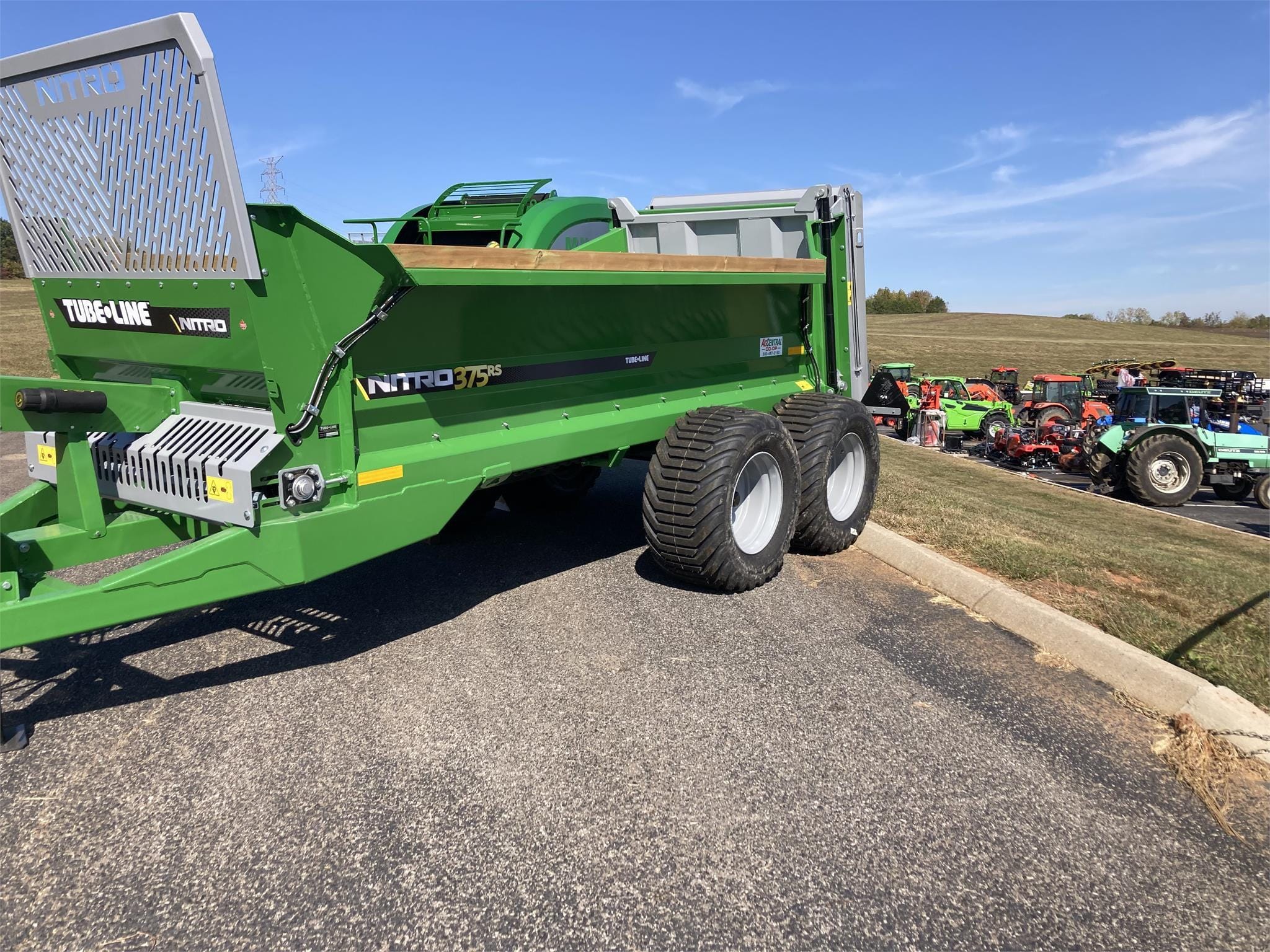 2025 Tube-Line Nitro 375RS Equipment Image0