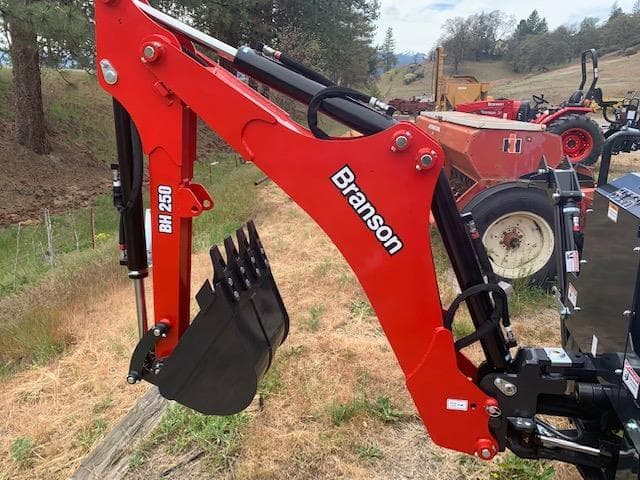 Image of TYM 3620h equipment image 4