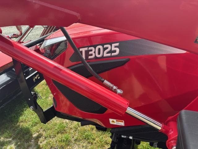 Image of TYM T3025C equipment image 2