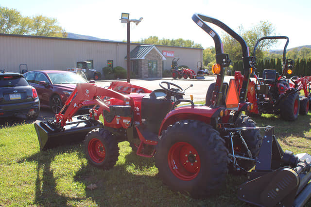 Image of TYM 2610 equipment image 2