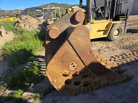 Image of Undetermined Skeleton Bucket equipment image 4