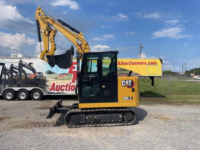 Image of Caterpillar 305.5E2 equipment image 2
