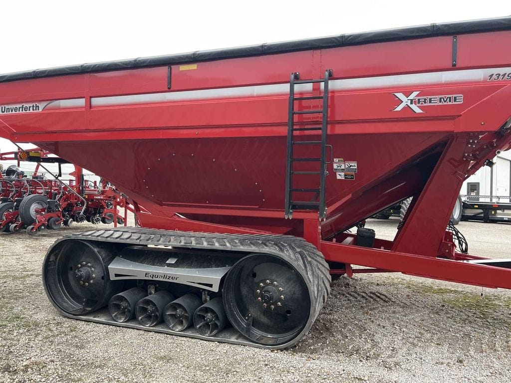 2025 Unverferth 1319 Equipment Image0