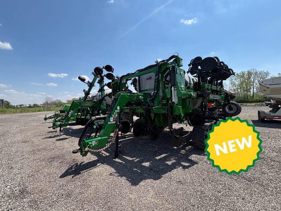 2025 Unverferth Nutrimax 2600 Equipment Image0