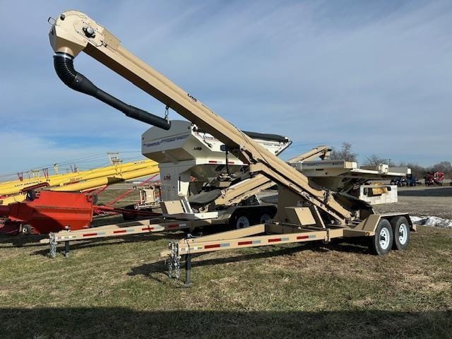 2025 Unverferth 410XL Equipment Image0