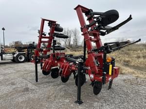 2025 Unverferth Zone-Builder 122 Image