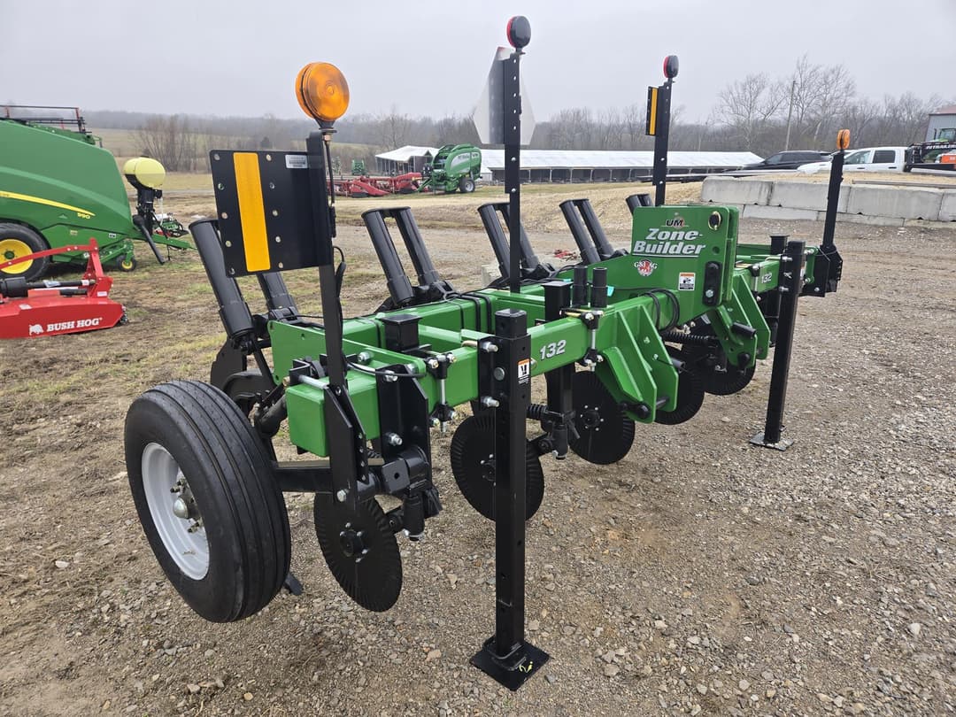 Image of Unverferth Zone-Builder 132 Primary image