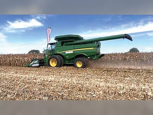 2025 Vence Tudo Eagle Bocuda 5930 Equipment Image0