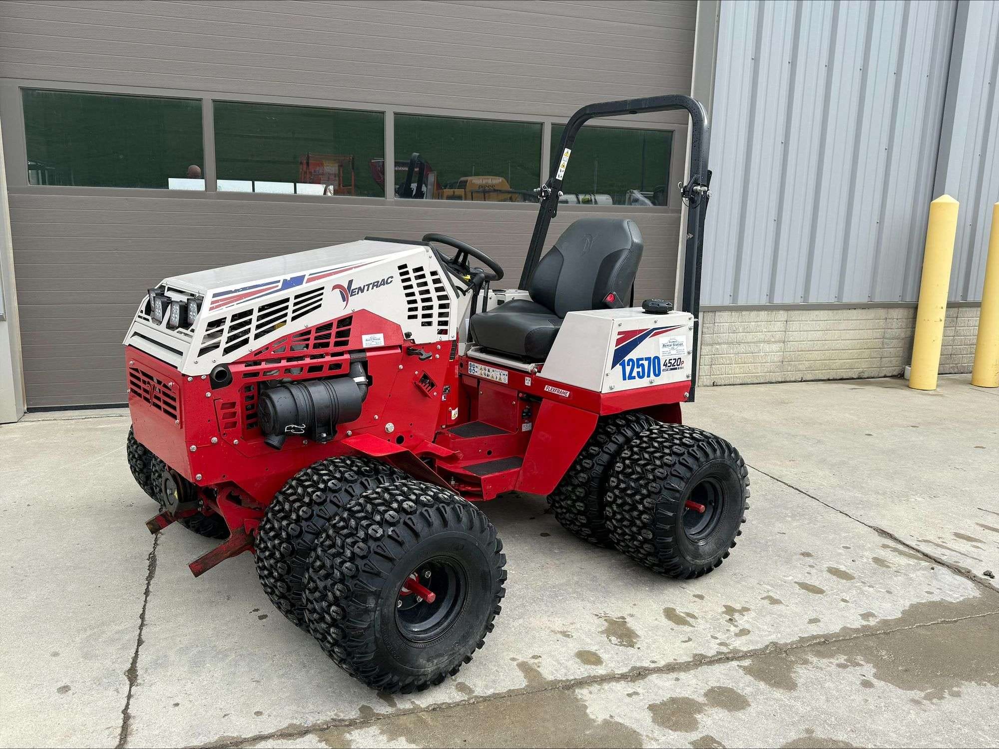 2025 Ventrac 4520P Equipment Image0