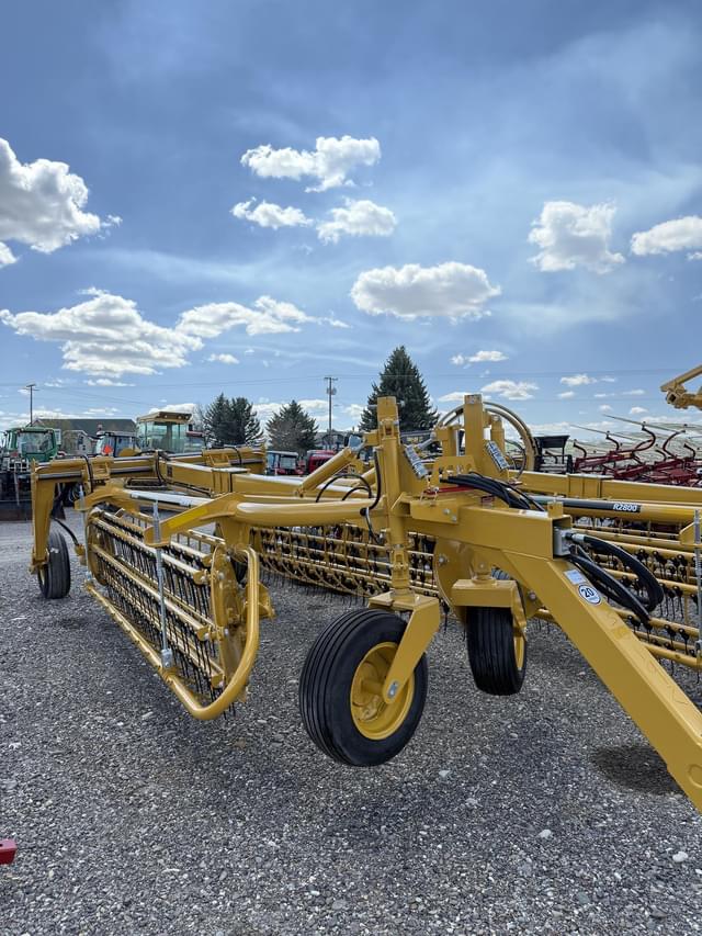 Image of Vermeer R2800 equipment image 4