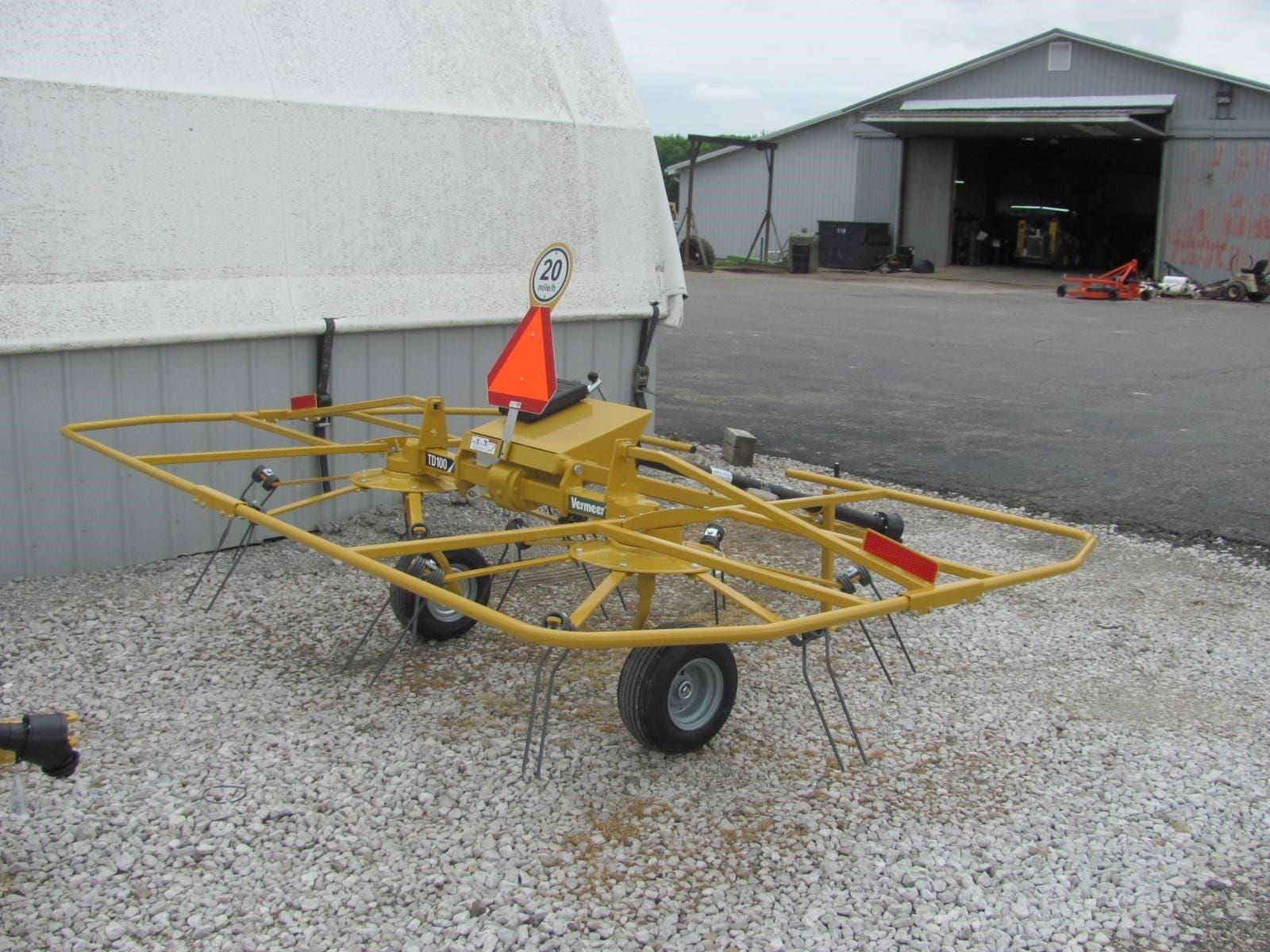 2025 Vermeer TD100 Equipment Image0