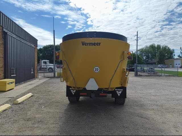 Image of Vermeer VT660 equipment image 2