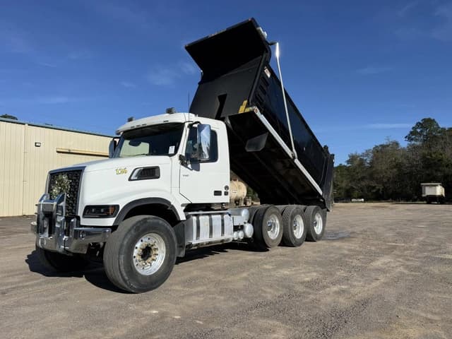 Image of Volvo VHD equipment image 2