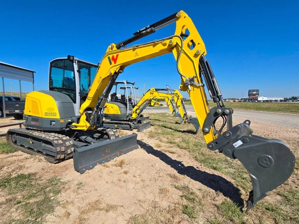 2025 Wacker Neuson EZ50 Equipment Image0