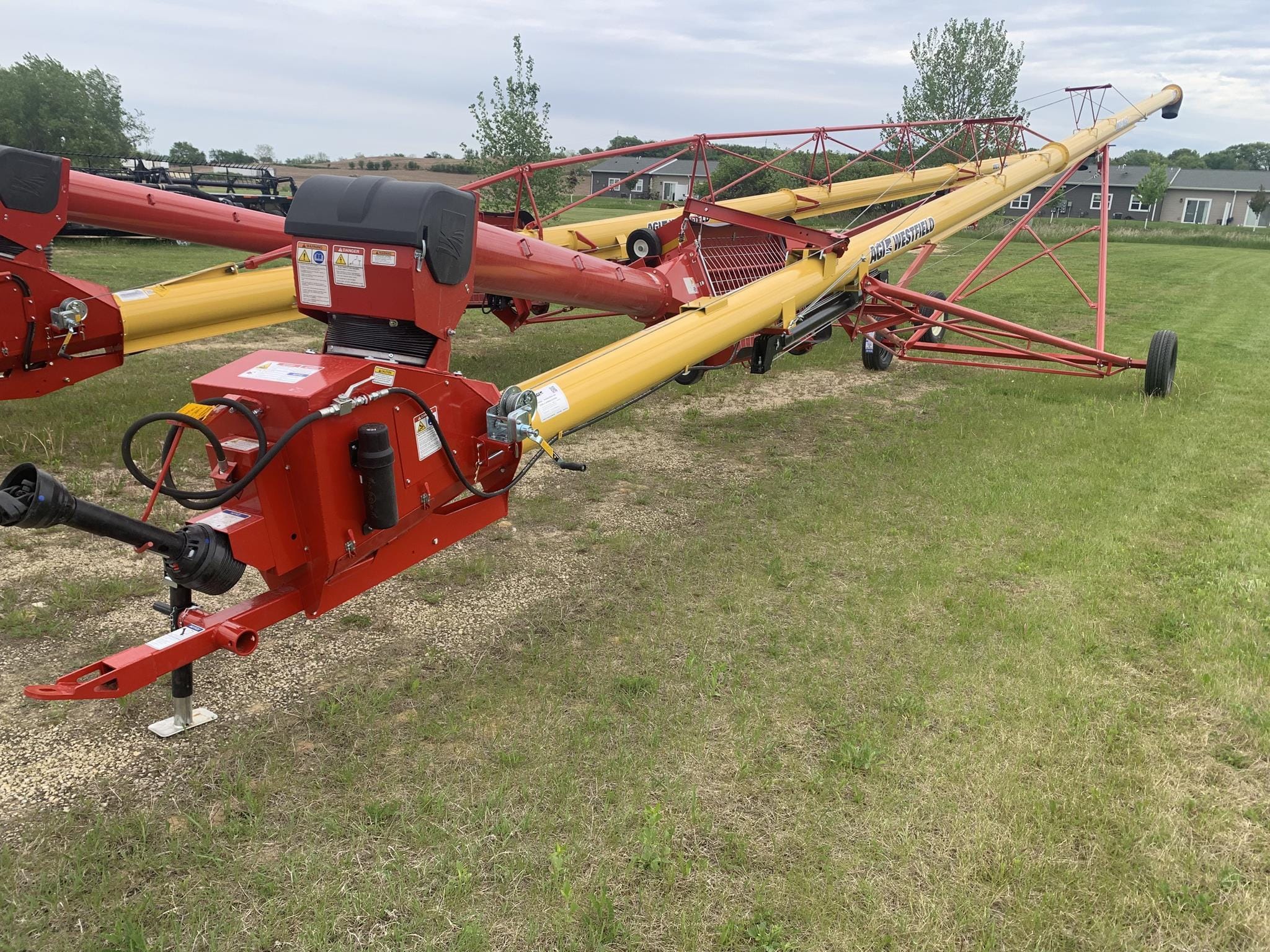 2025 Westfield MKX2 10-63 Equipment Image0