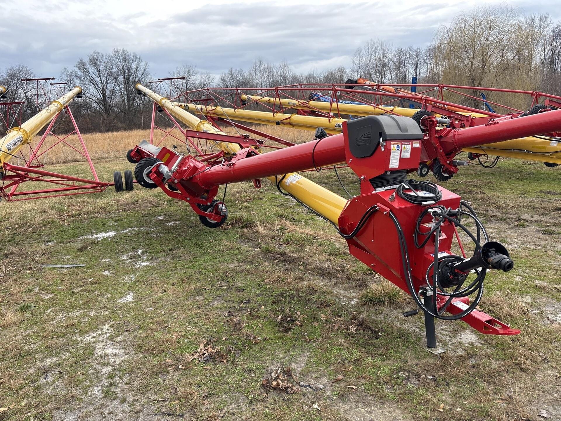 2025 Westfield MKX2 10-73 Equipment Image0