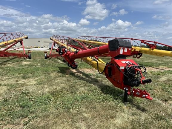 2025 Westfield MKX2 13-94 Equipment Image0