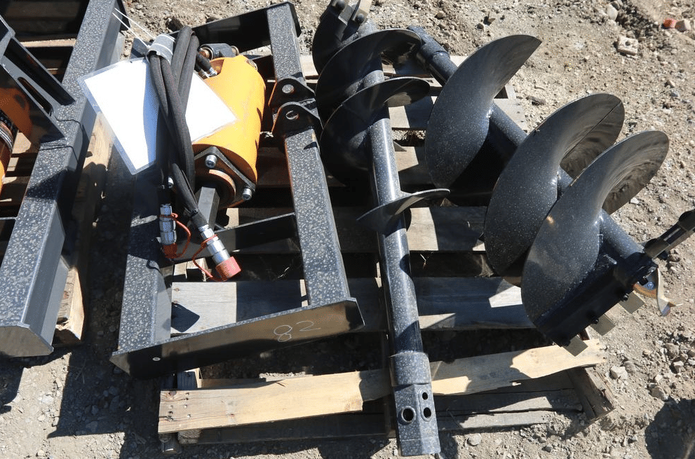 2025 Wolverine ADB-13-1218R Equipment Image0