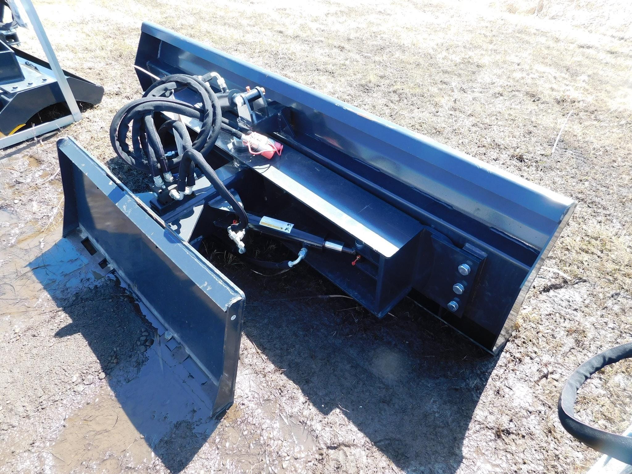 2025 Wolverine SWDB-11-84W Equipment Image0