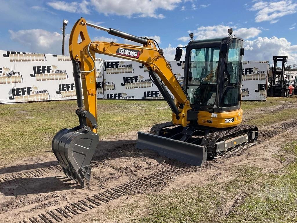 2025 XCMG XE35U Equipment Image0