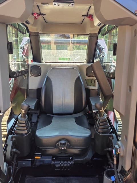 Image of Yanmar TL80 equipment image 2