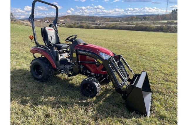 Image of Yanmar SA223 equipment image 1