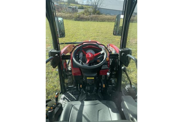 Image of Yanmar YT235C equipment image 4