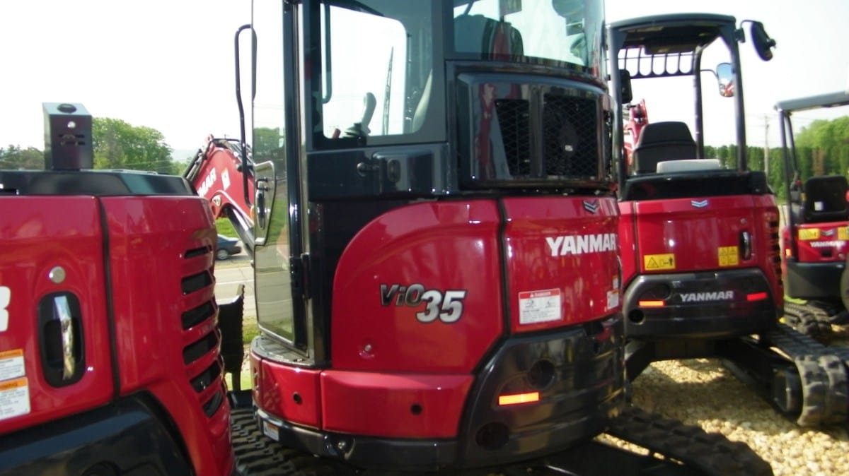 2025 Yanmar Vio35-6A Equipment Image0