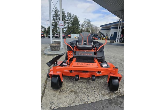 Image of Bad Boy ZT Avenger equipment image 2