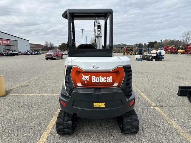 Image of Bobcat E32 equipment image 3