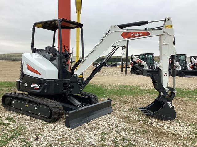 Image of Bobcat E38 equipment image 1