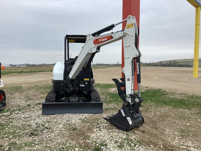 Image of Bobcat E38 equipment image 4