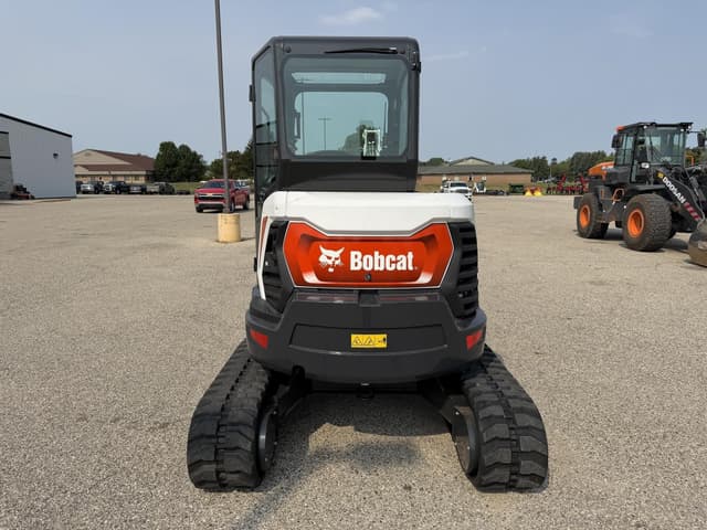 Image of Bobcat E40 equipment image 3