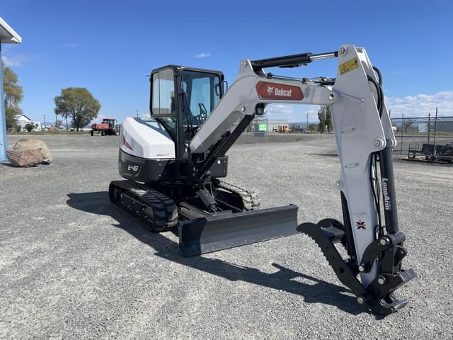 Image of Bobcat E48 equipment image 3